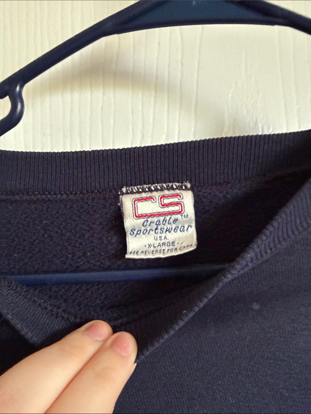 Vintage Embroidered Notre Dame Fighting Irish Navy Crewneck Sweatshirt - Picture 2 of 4